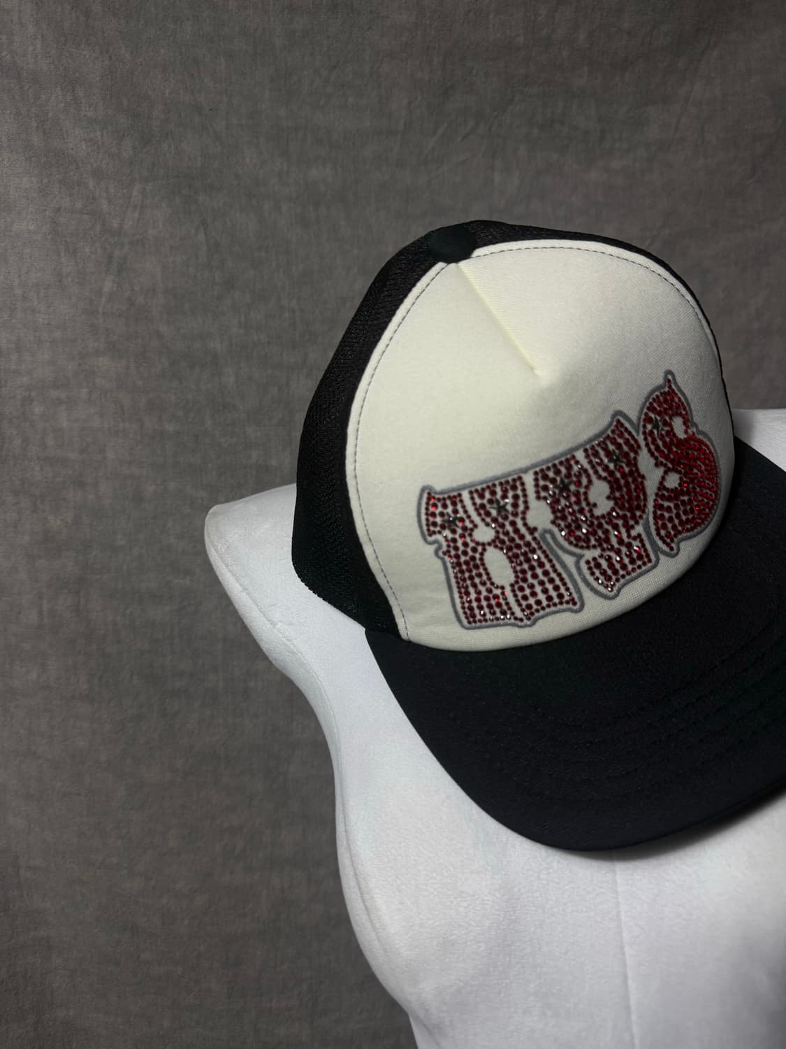 HTS Y2K Rhinestone Trucker Cap 상품이미지3