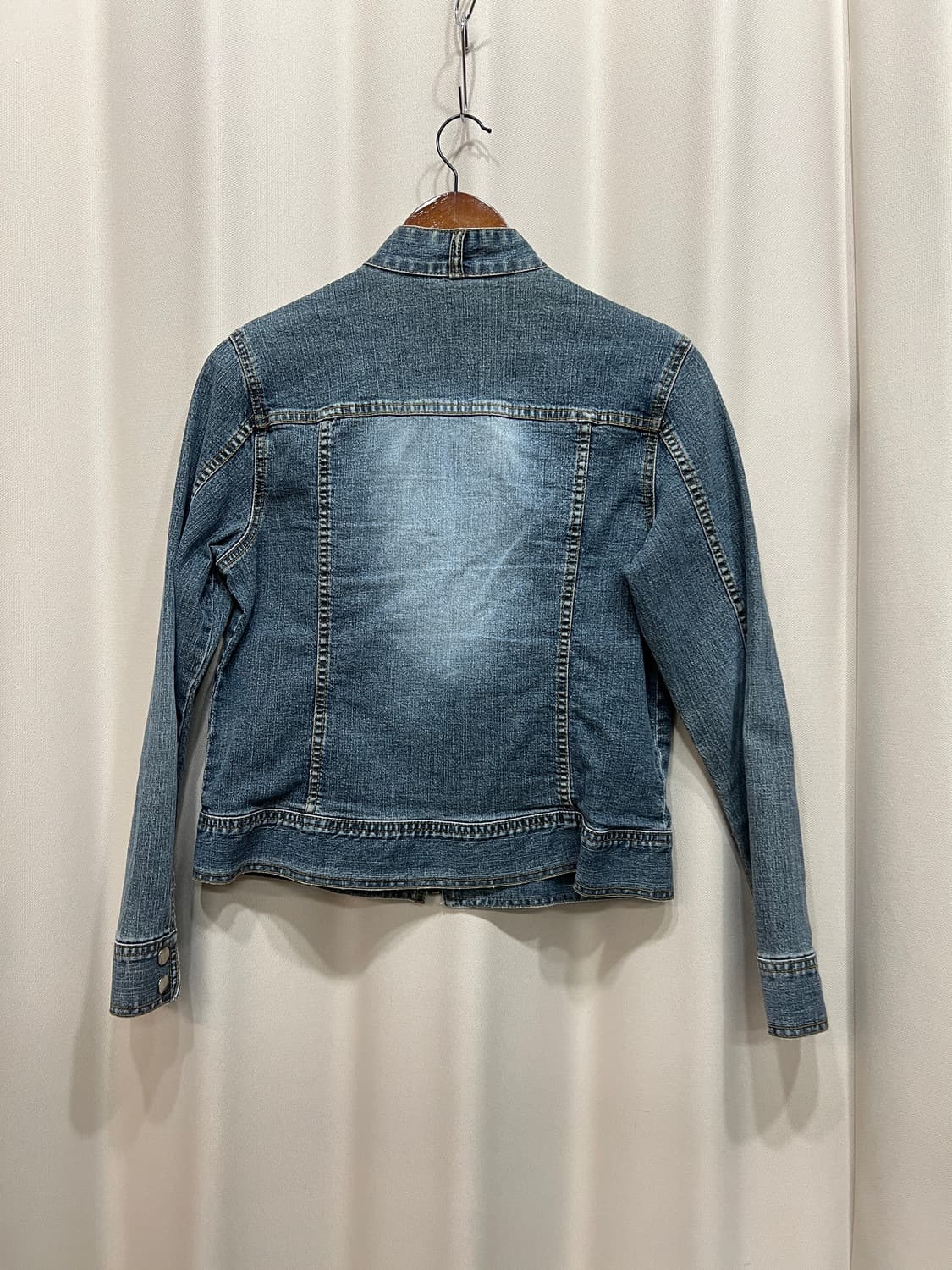 빈티지 여성 투포켓 헨리넥 데님 트러커 상품이미지4