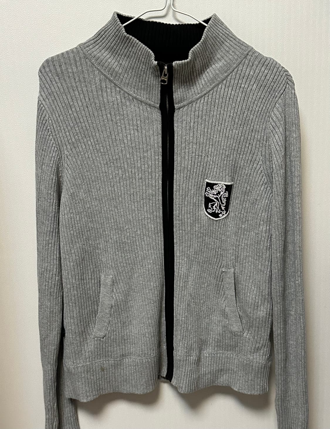 Gray knitwear 재질 집업 상품이미지1