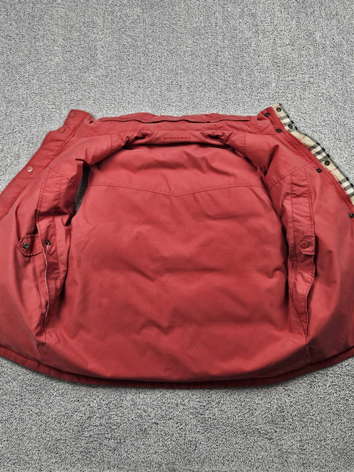 버버리 리버시블 덕다운 체크 패딩 베스트 ( XL ) / 10118 상품이미지4