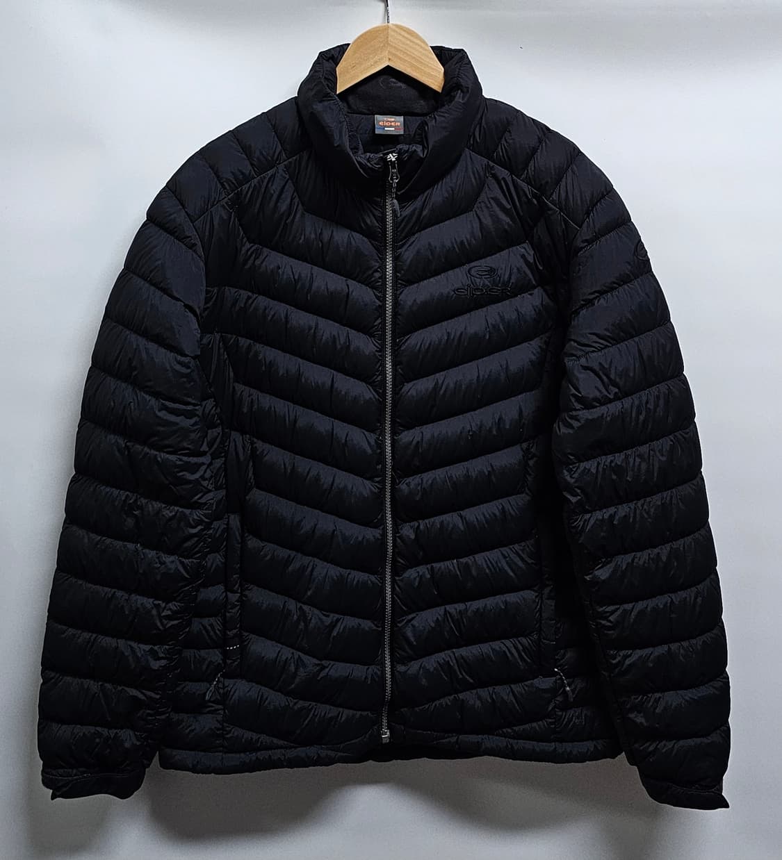 아이더 구스다운 경량패딩 L 상품이미지1