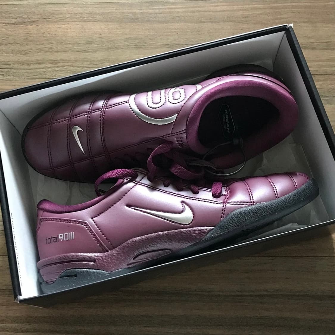 나이키 토탈 90 보르도앤 메탈릭 실버 상품이미지2