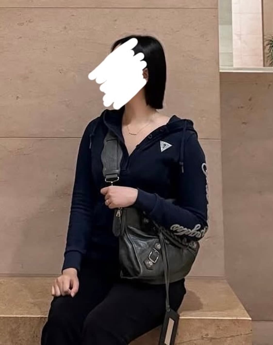 게스 y2k 단추 후드 롱슬리브 상품이미지6