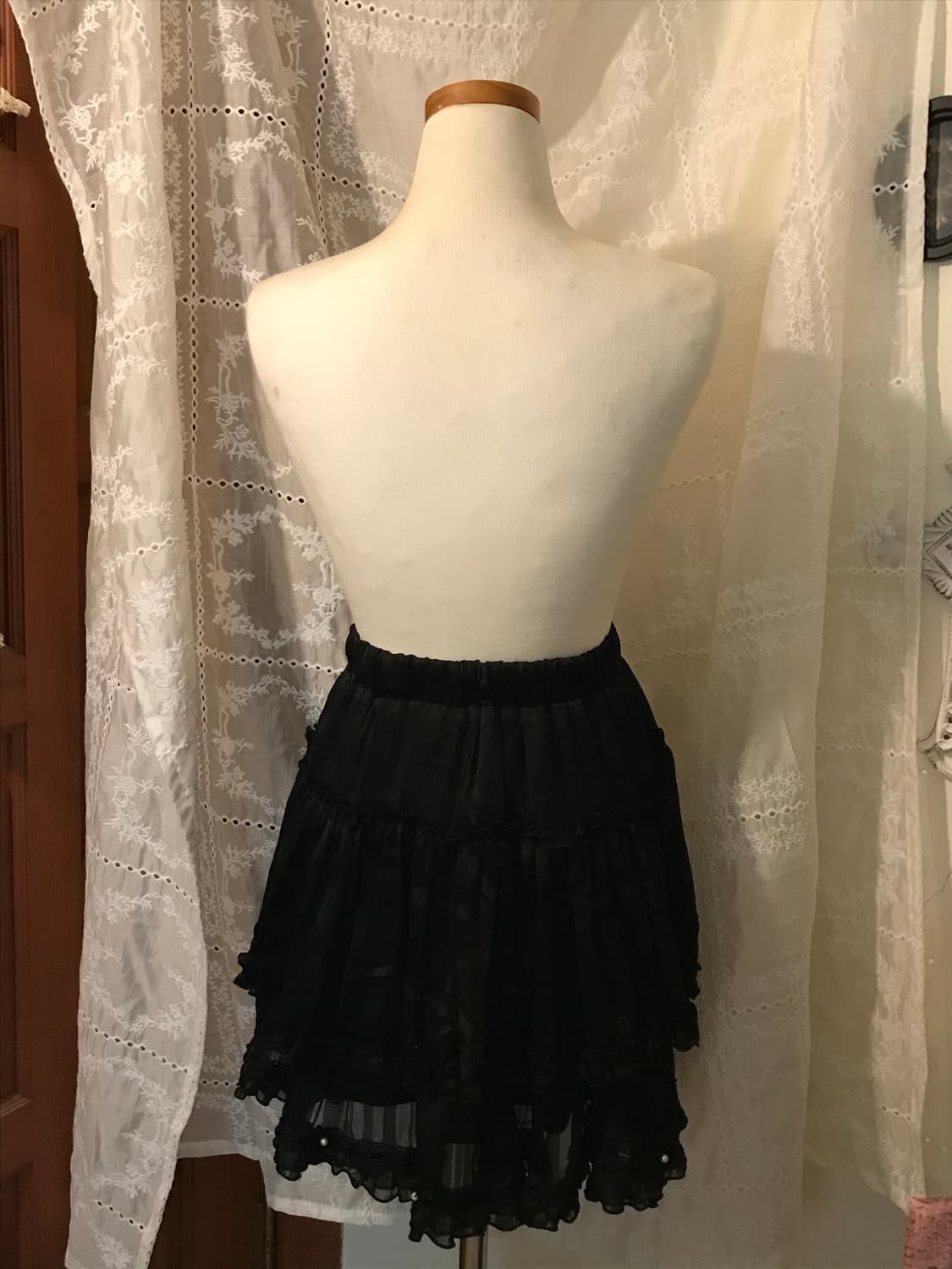 엑시즈팜 블랙 러플 스커트 상품이미지2