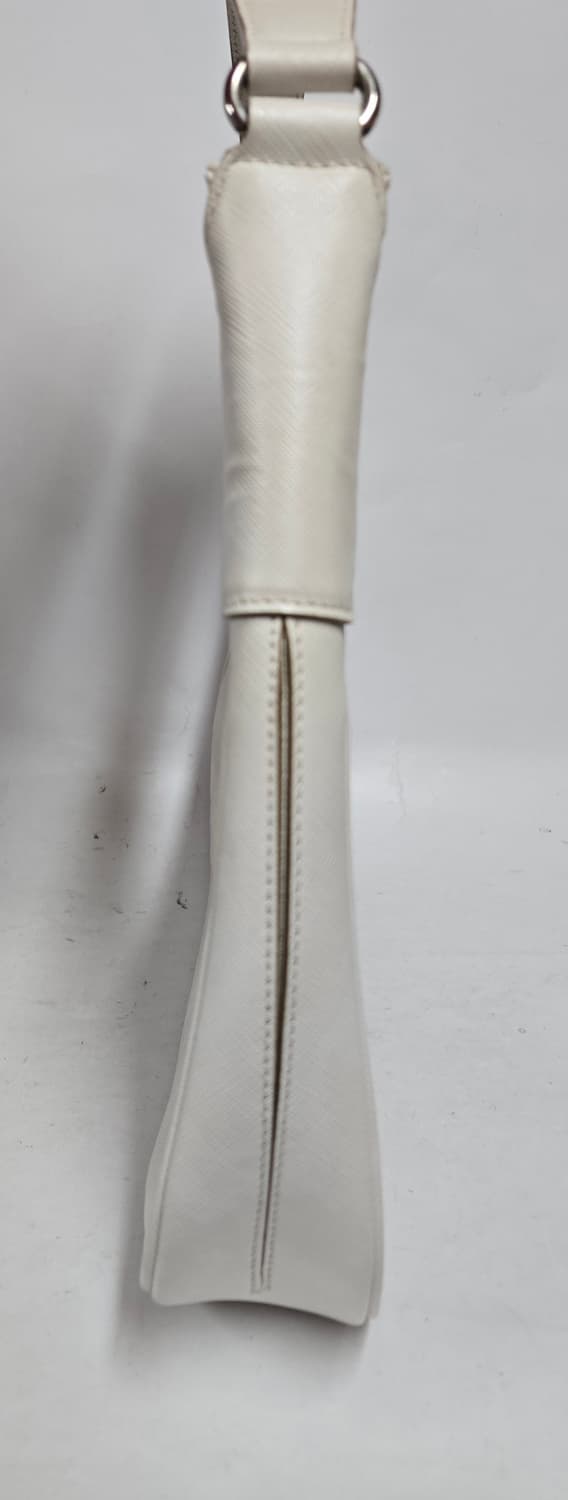 살바토레  페라가모 간치니 호보 숄더백 감정서포함 상품이미지3