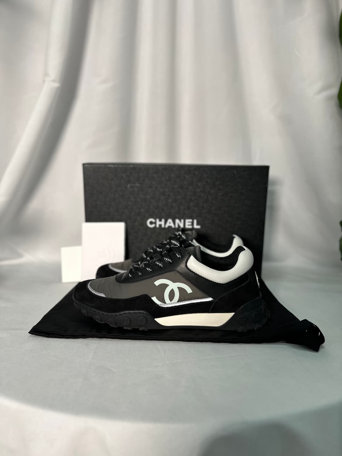 [풀구성/38] 샤넬 CC로고 레터링 스니커즈 상품이미지4