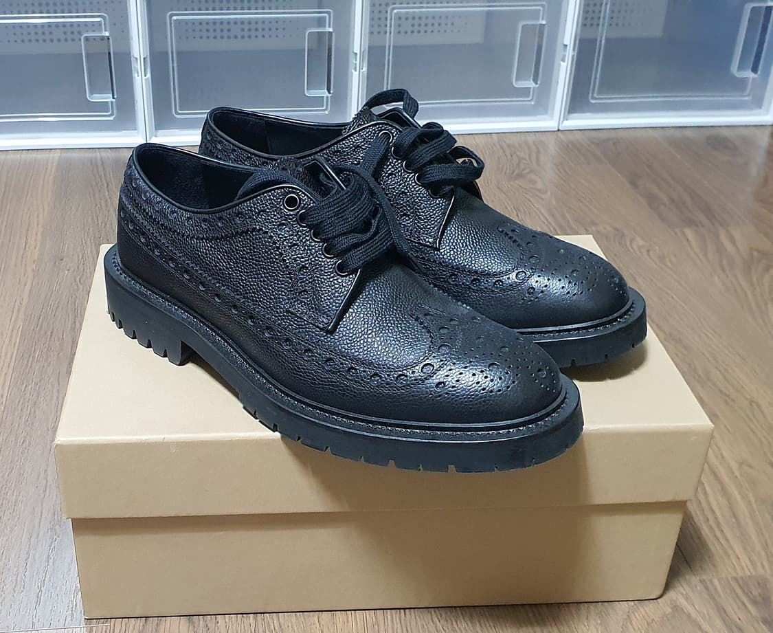 버버리 윙팁 더비 슈즈 41.5 상품이미지2