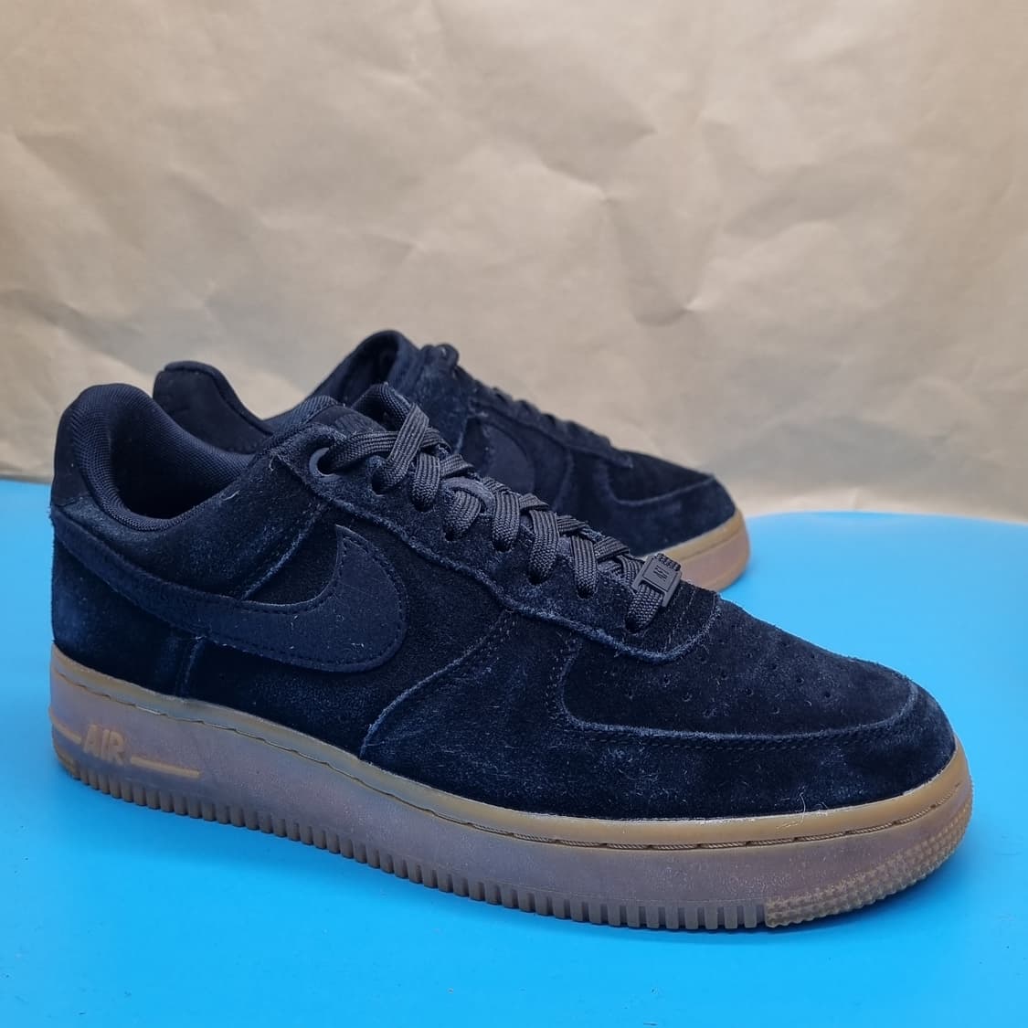 나이키 에어포스1 스웨이드 검솔 운동화 255 상품이미지1