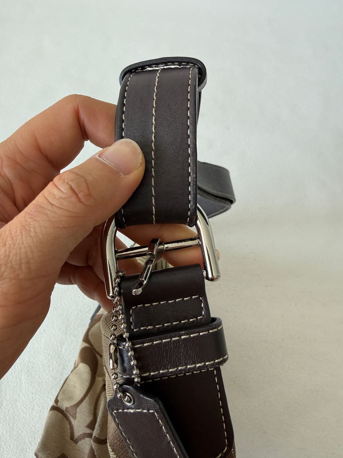 코치(Coach) 모노그램 크로스백(숄더 변형 가능) 상품이미지6