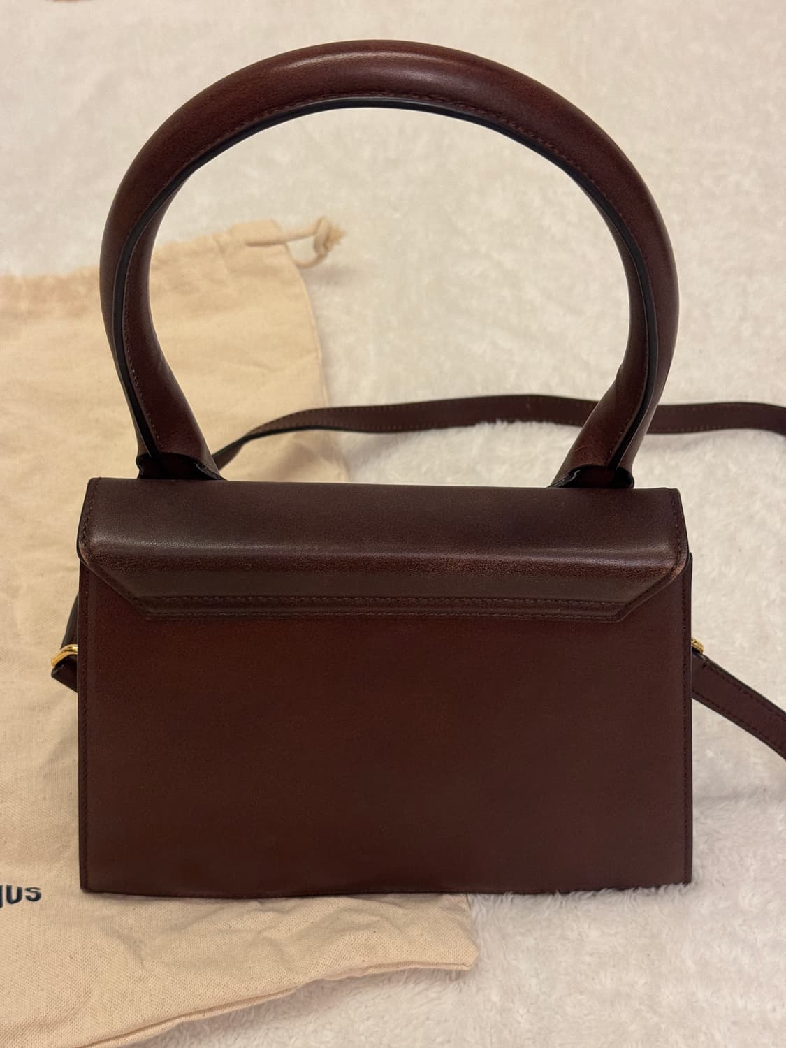 자크뮈스 르 그랜드 치키토 라지백 다크브라운 상품이미지5