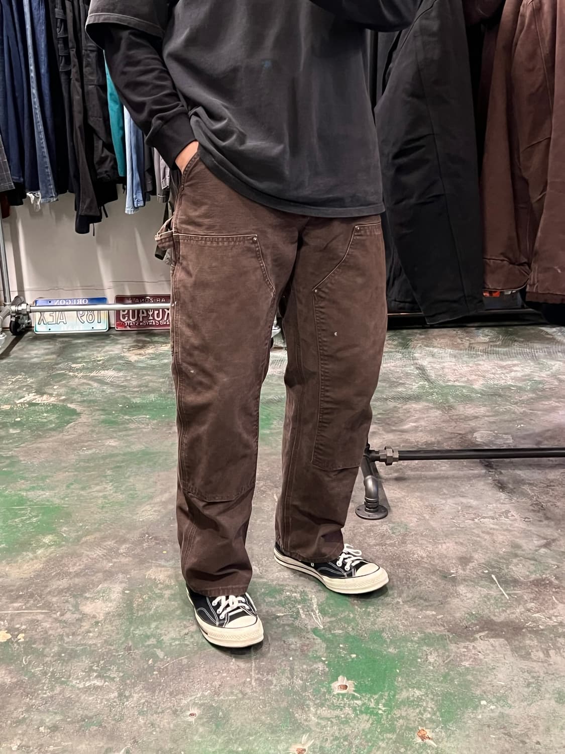 00's [33x30] 칼하트 B136 DKB 더블니 워크팬츠 다크브라운 상품이미지2