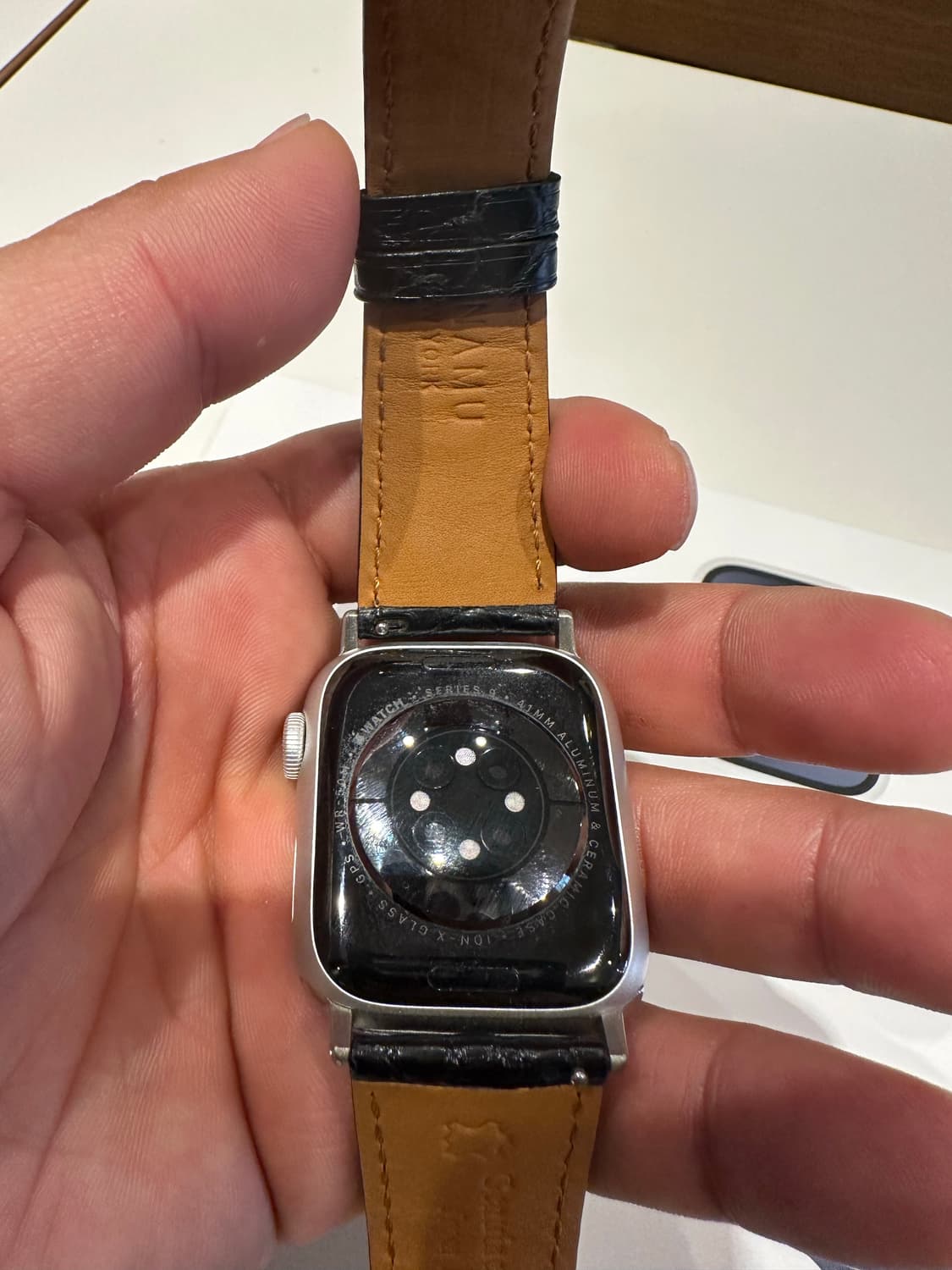 [급쳐]애플워치9 41mm gps 와이파이  실버+ 블랙 가죽 스트랩 상품이미지2