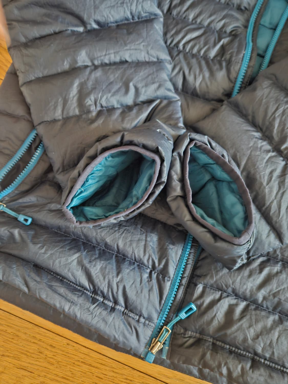 파타고니아 다운 스웨터 후디 경량 패딩 후드 95-100 클라이밍 등산  상품이미지4