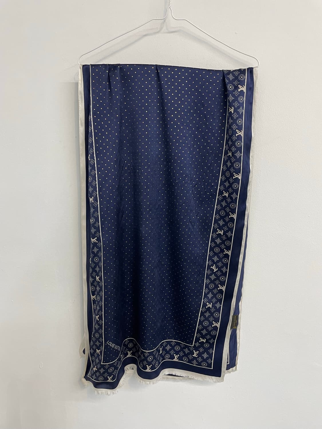 루이비통 실크 스카프 상품이미지1