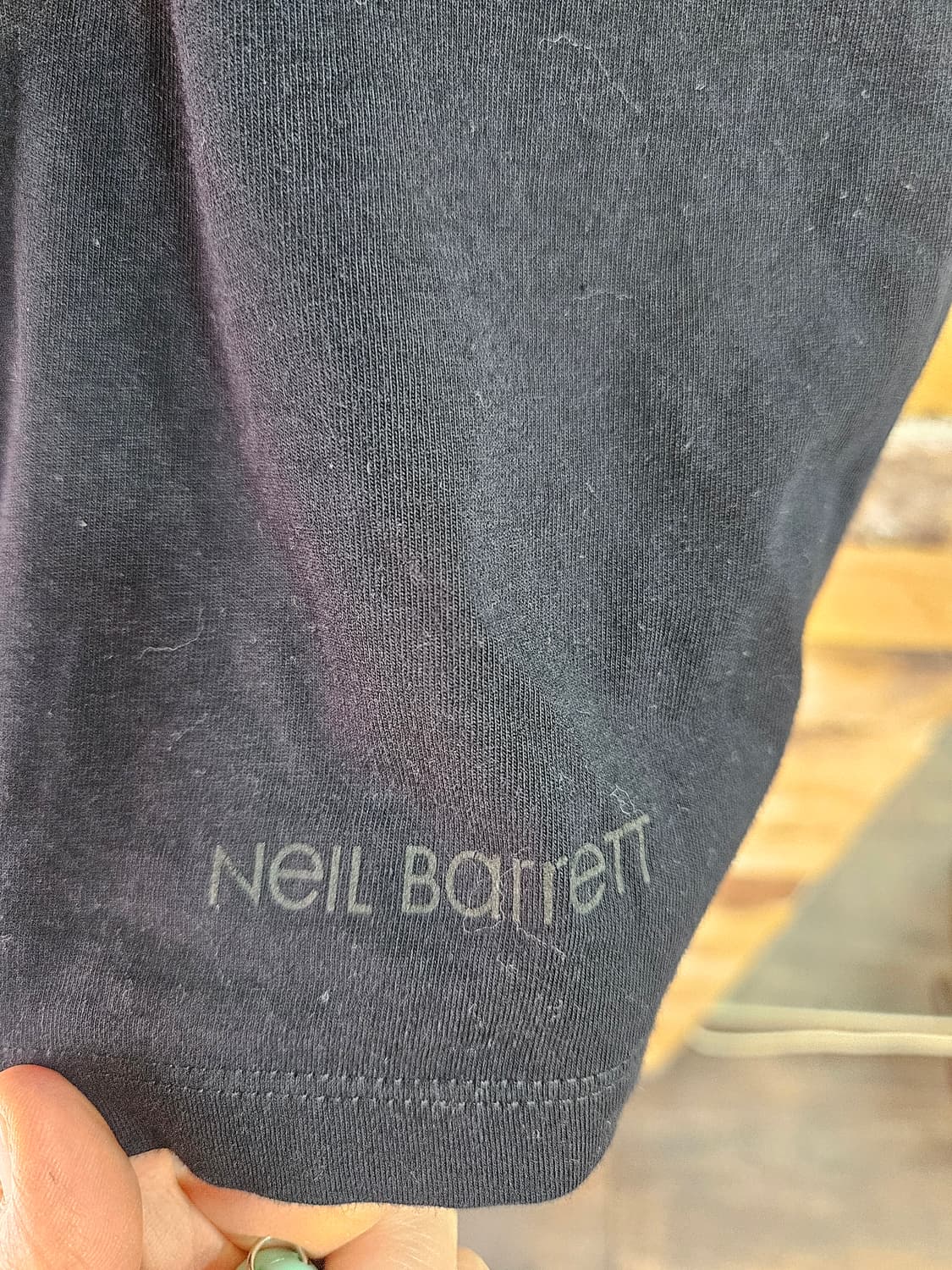 닐바렛 블랙 플라워 프린팅 반팔 티셔츠 상품이미지5