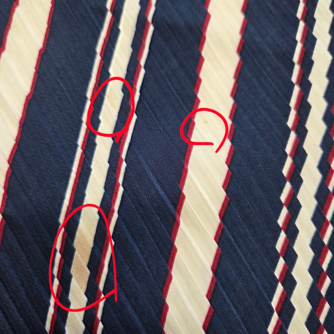 라인 프렌치 시크 스트라이프 아코디언 플리츠 스카프 상품이미지4