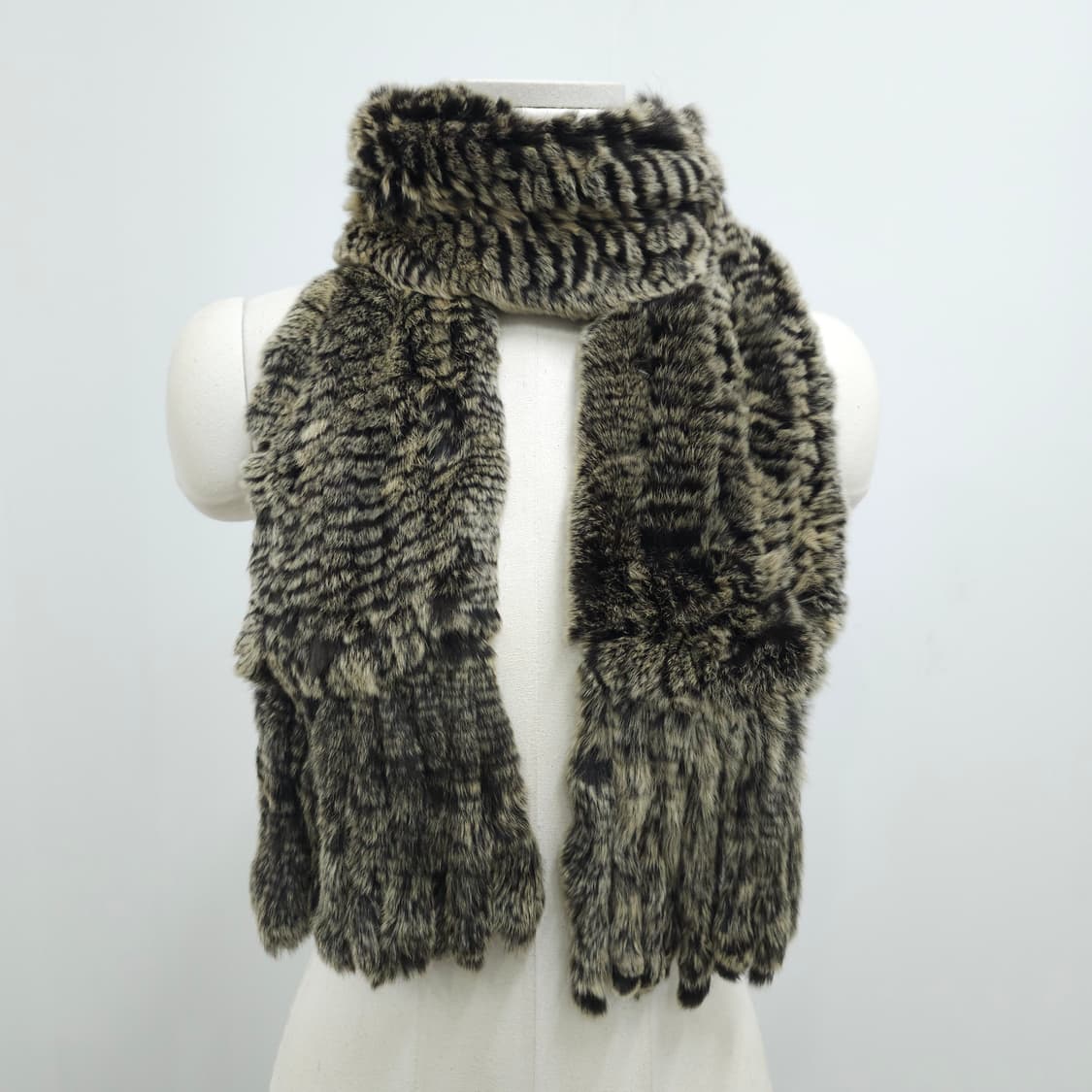 렉스 래빗퍼 니팅 롱 머플러 상품이미지1