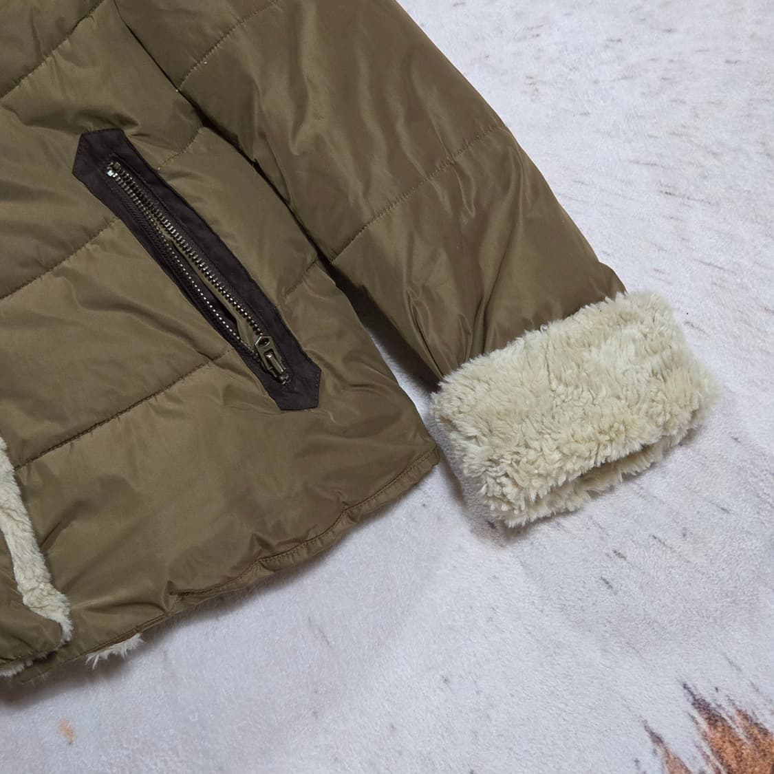 게스 퍼 카라 하이넥 패딩 점퍼 상품이미지4