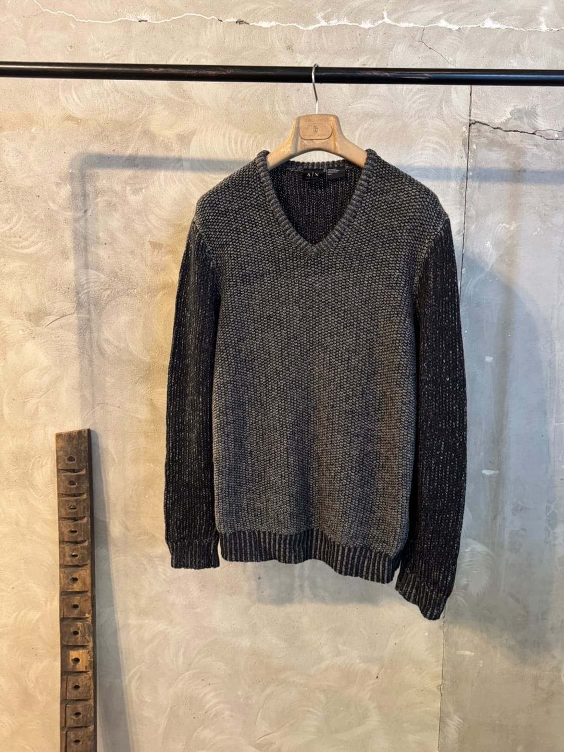 아르마니 익스체인지 브이넥 니트 100 상품이미지1