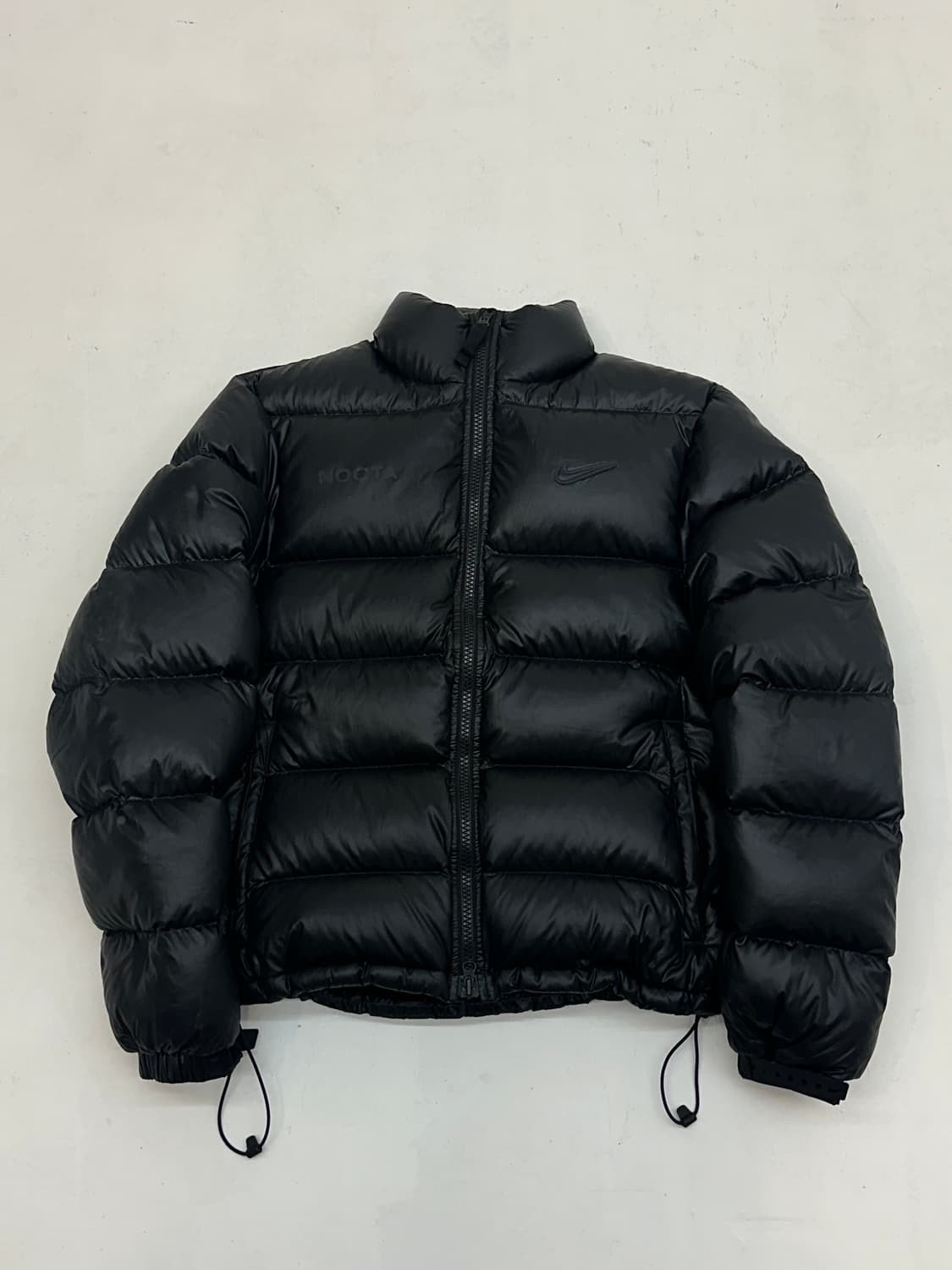 나이키 x 드레이크 녹타 퍼퍼 자켓 블랙 - US/EU 상품이미지1