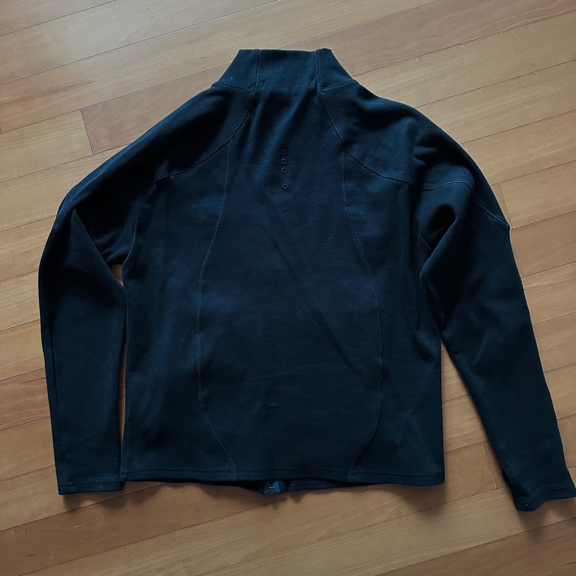 플라스틱 프로덕트 RIBBED 자켓 상품이미지2