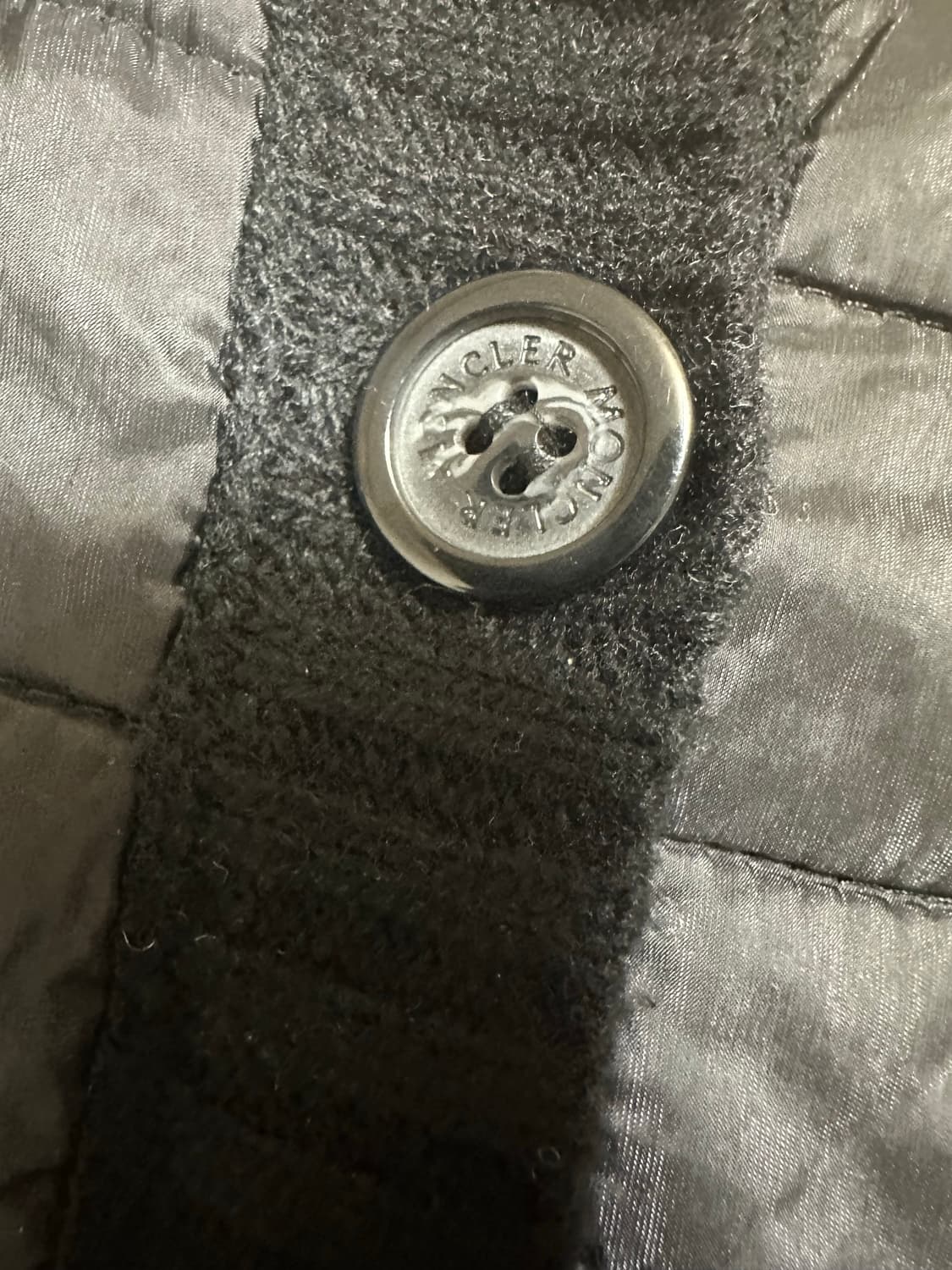 몽클레어 암로고 니트 경량 패딩 자켓 정품 상품이미지4