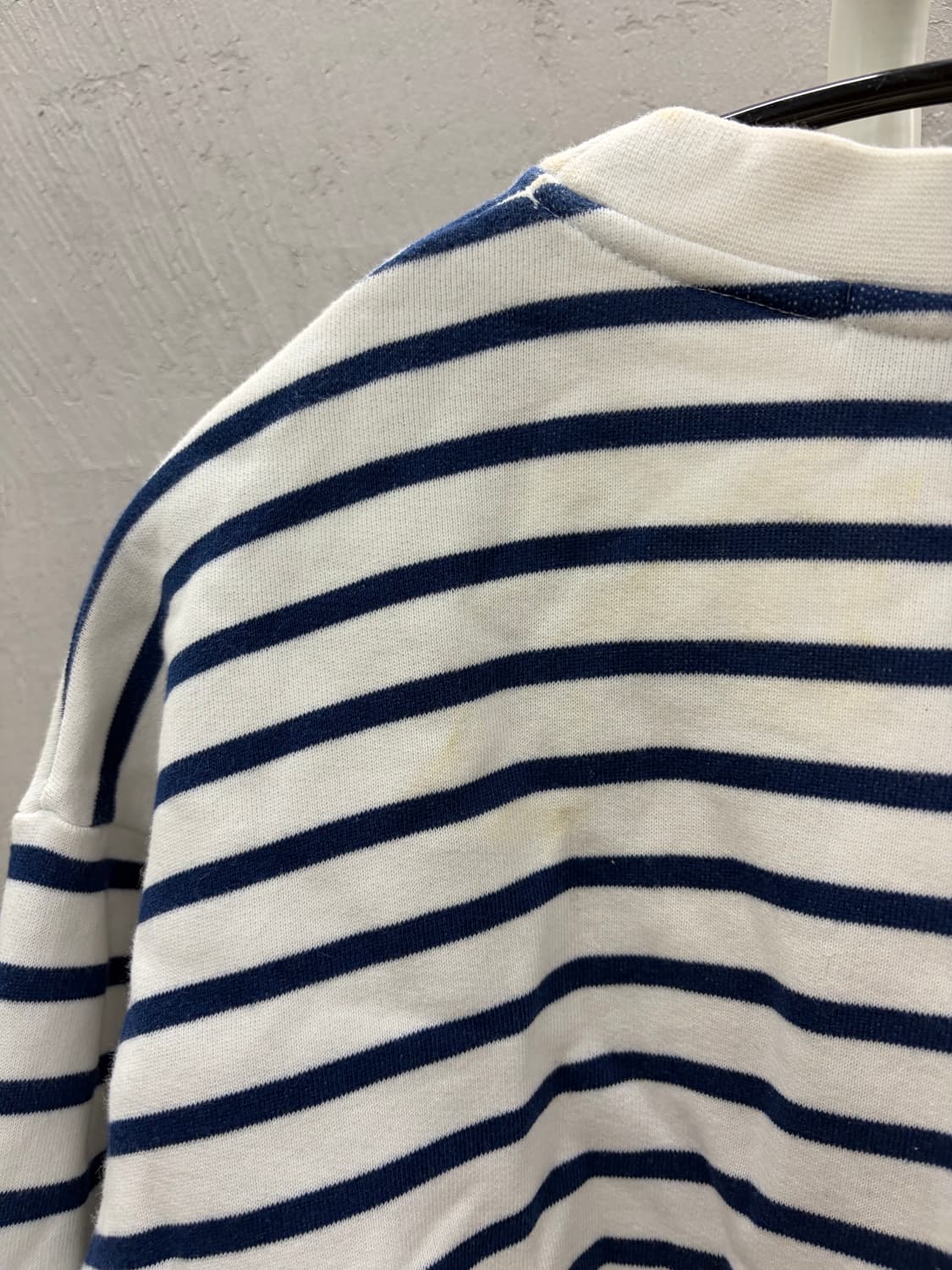 에트르 세실 스트라이프 강아지 맨투맨 S 상품이미지6