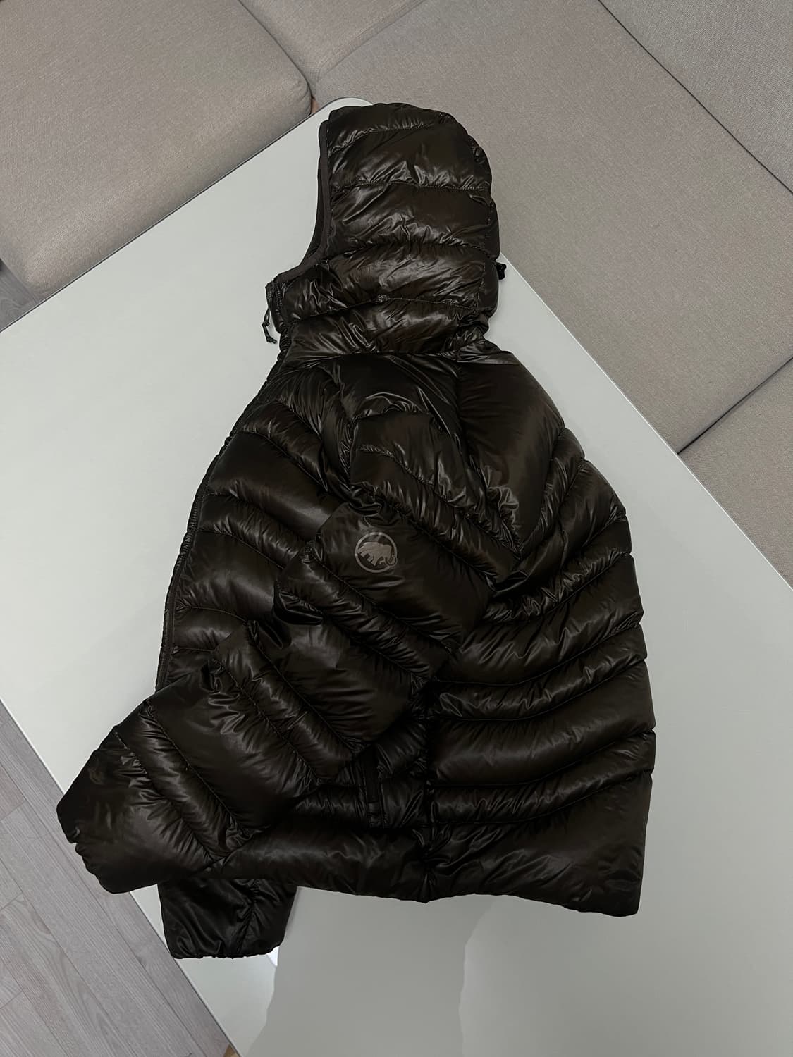 마무트 경량패딩 루프틱 다운 상품이미지3