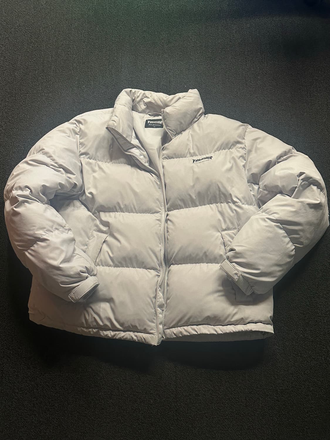 트레셔 패딩 그레이 싸게 팝니다 상품이미지1