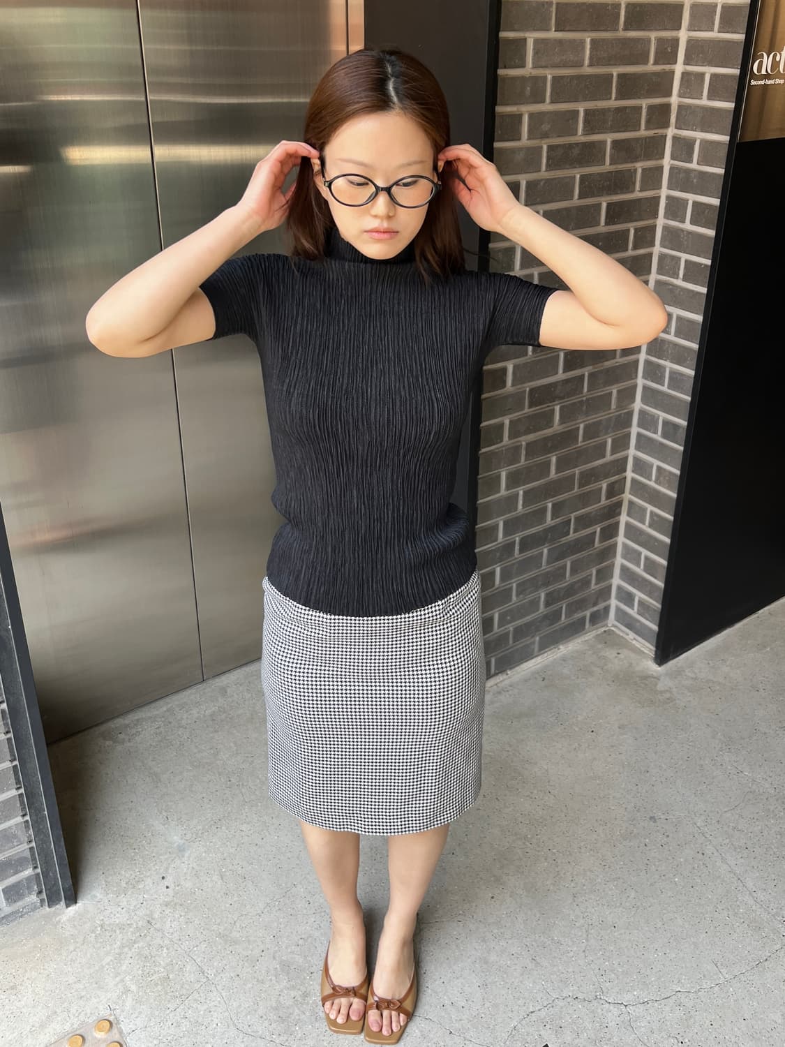 Hiroko Bis 히로코비스 플리츠 탑 블랙 상품이미지3