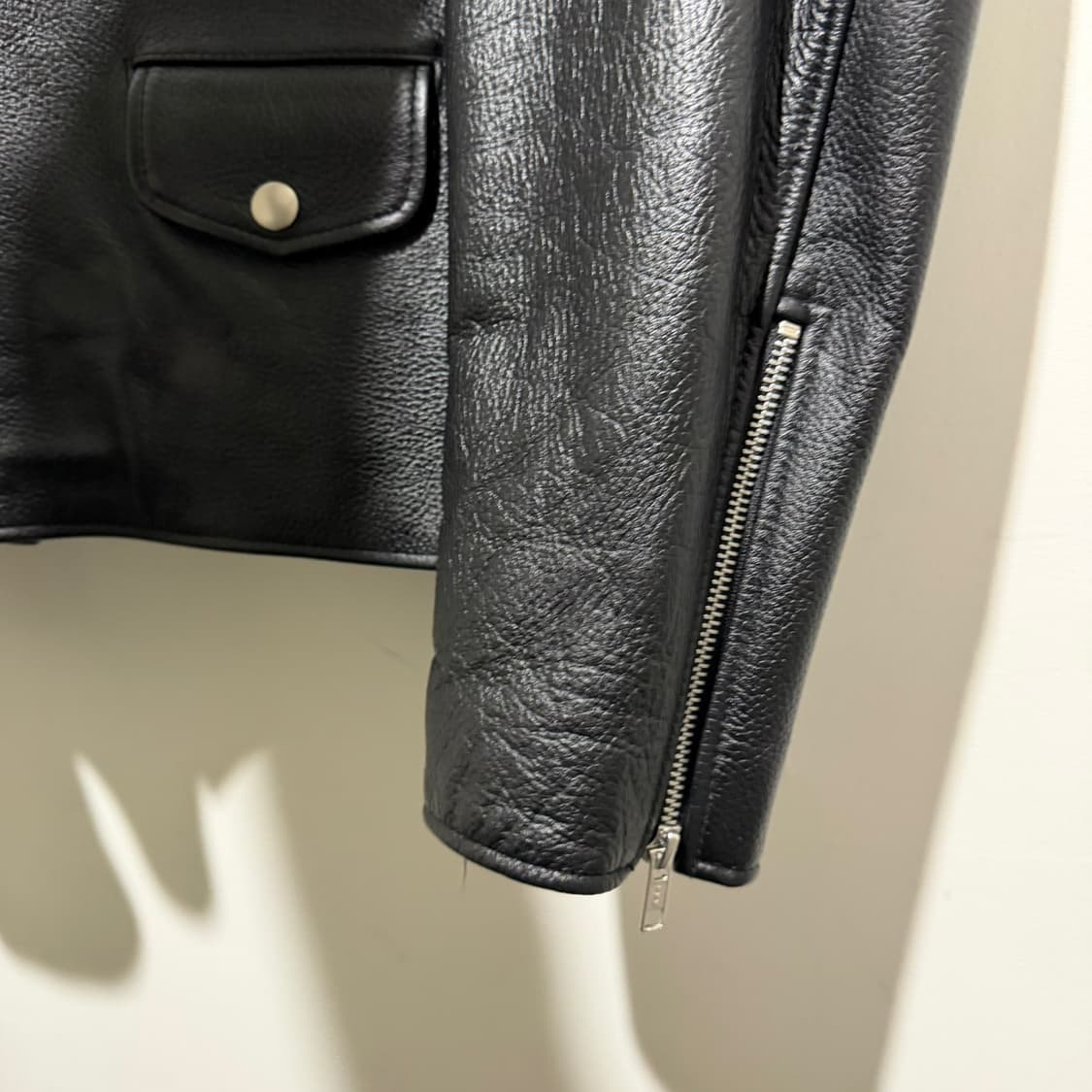 비바스튜디오 가죽자켓 상품이미지4