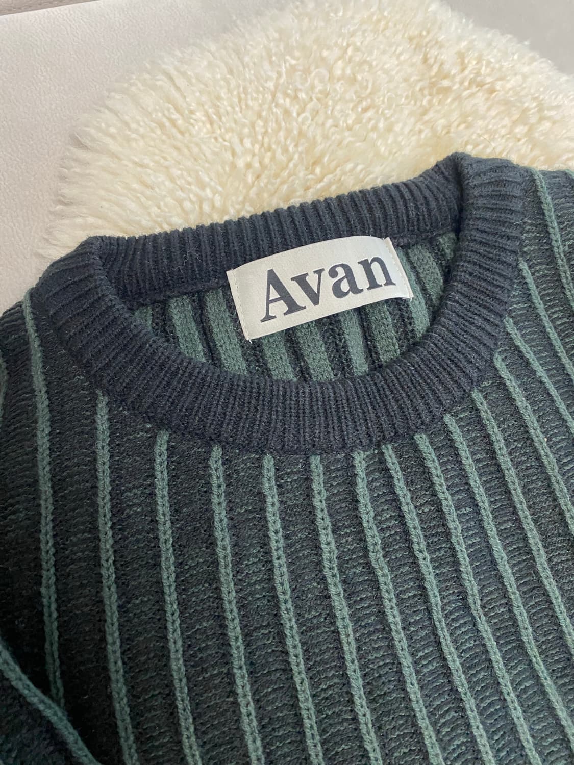 어반드레스 검은색 니트 스웨터 상품이미지2