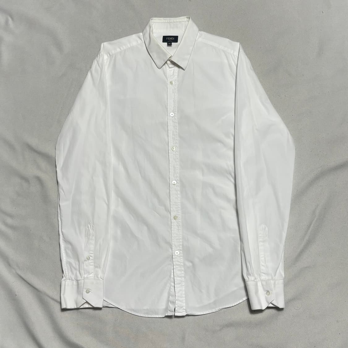 38 펜디 화이트 셔츠 상품이미지2