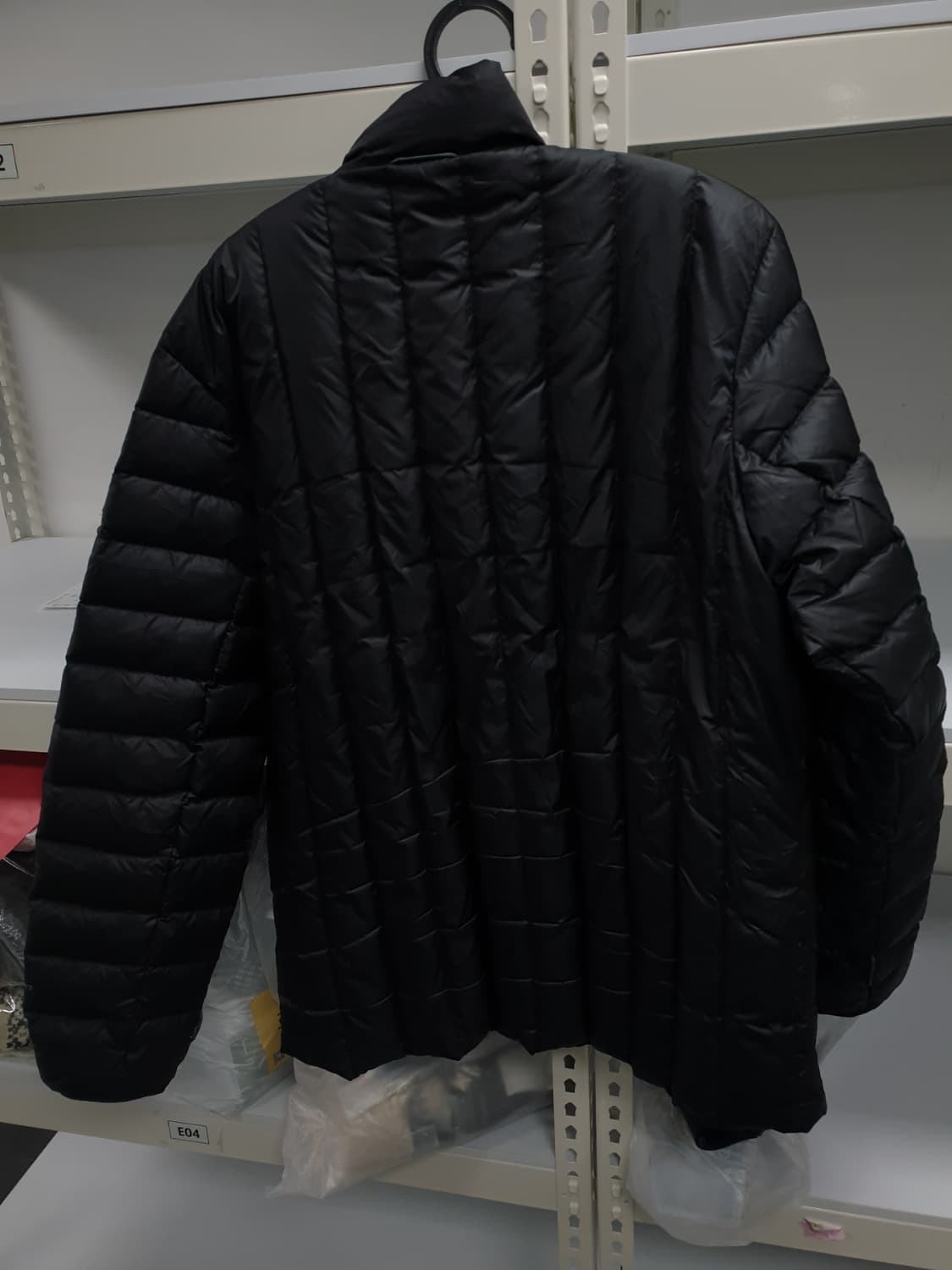 콜롬비아 정품 구스경량패딩 실105사이즈 판매합니다 상품이미지2