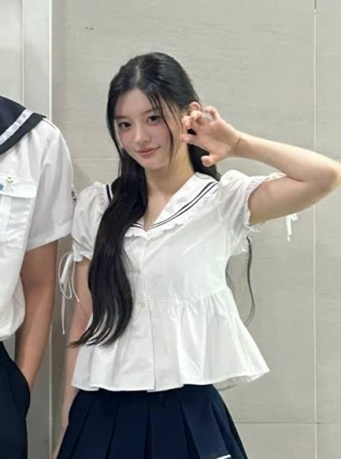 새상품 아이당클럽 세일러 블라우스 화이트 상품이미지1