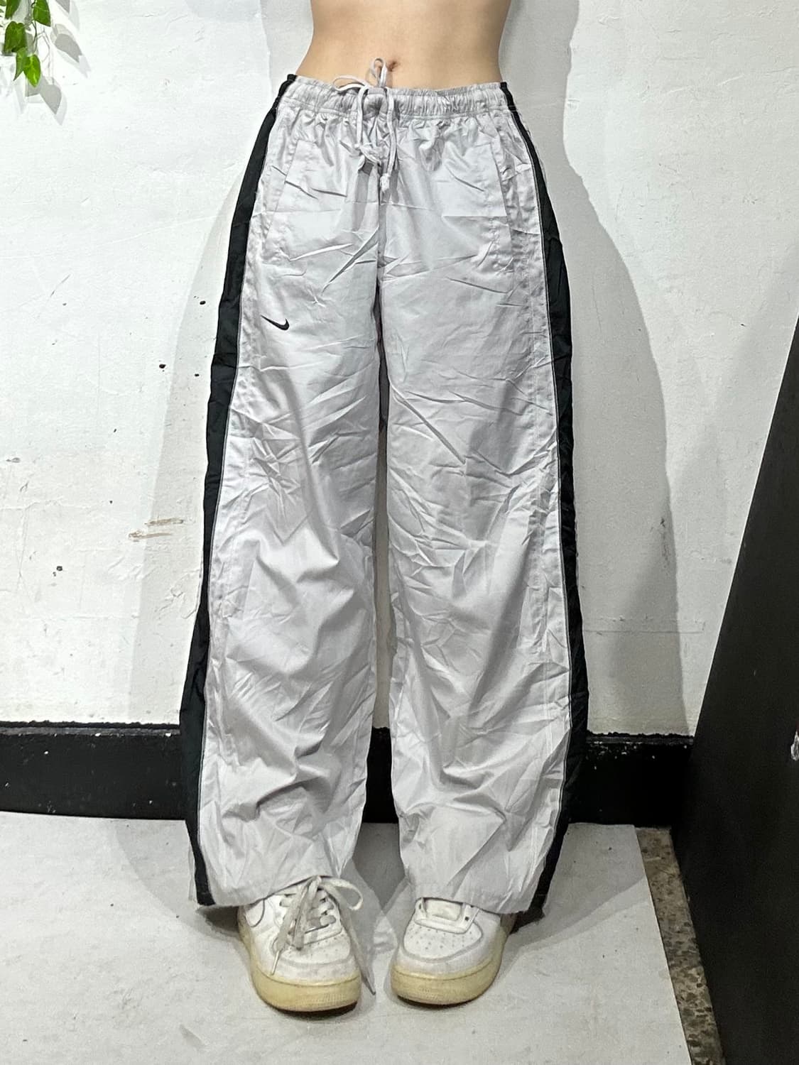 00s 나이키 그레이 사이드 라인 와이드 트랙 팬츠 추리닝 바지 XXL 상품이미지2