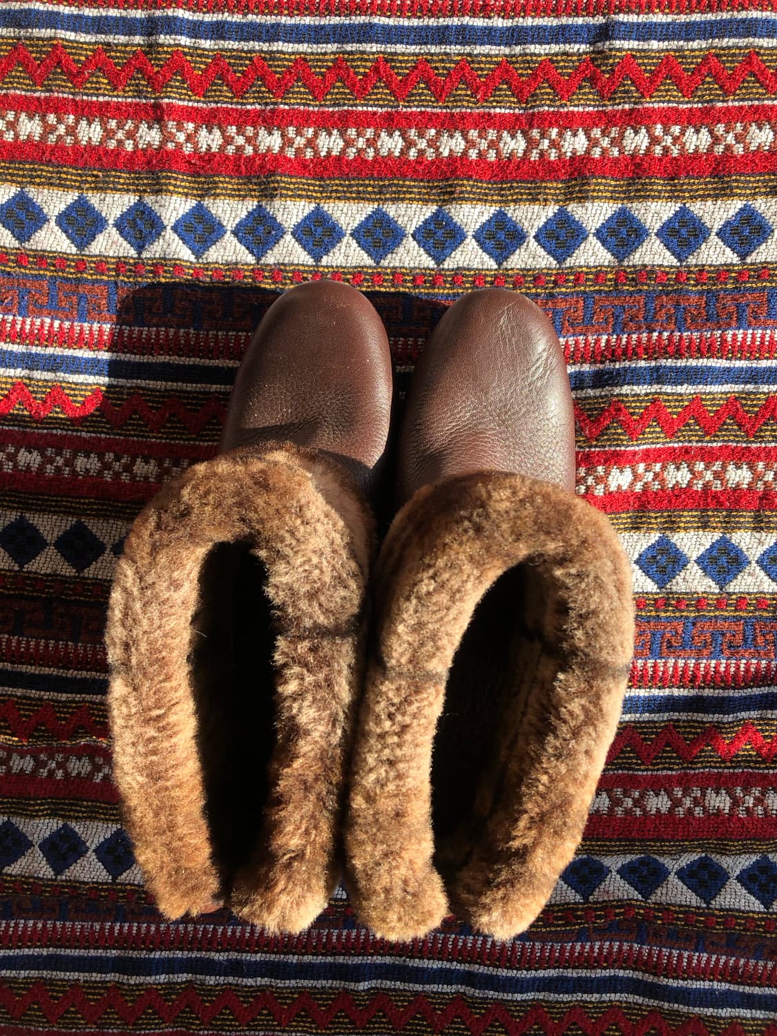 어그 클로그 브라운 레더 퍼 부츠 240 상품이미지3