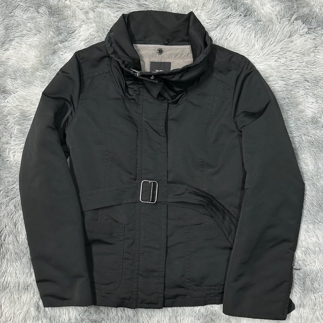 막스마라 블랙 숏 다운 점퍼  상품이미지1