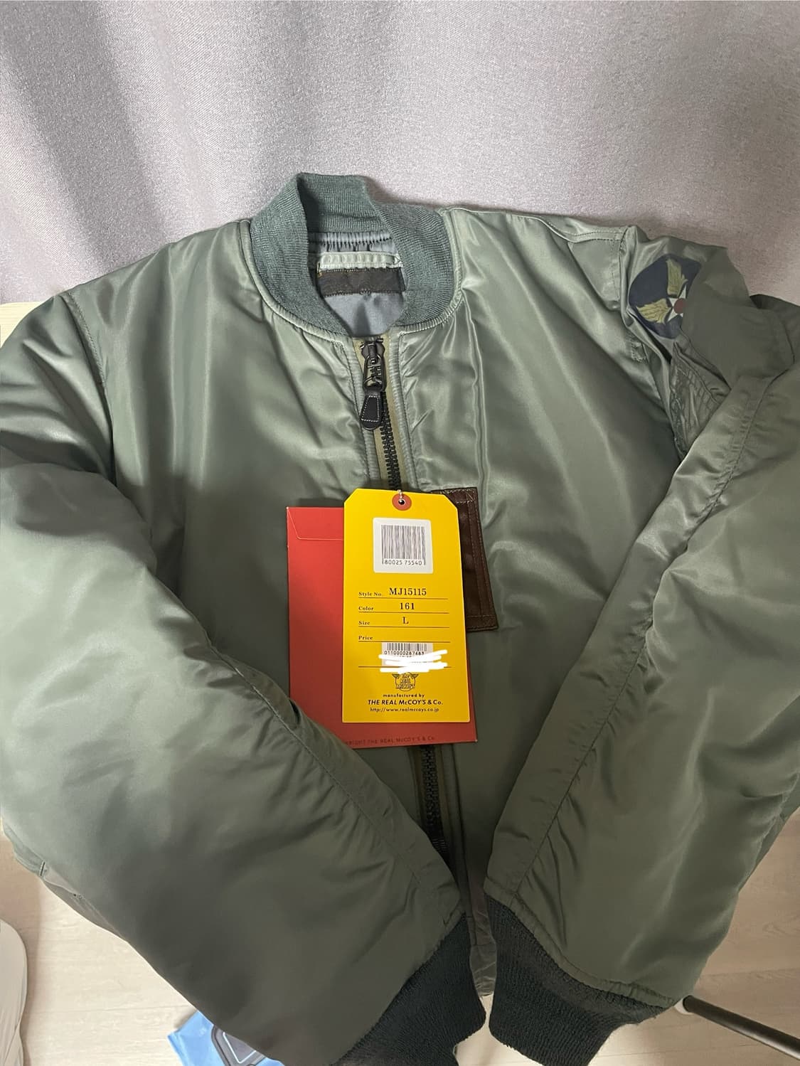 리얼맥코이 MA-1 세이지 그린 데칼 버젼 L 사이즈(현행전) 상품이미지1