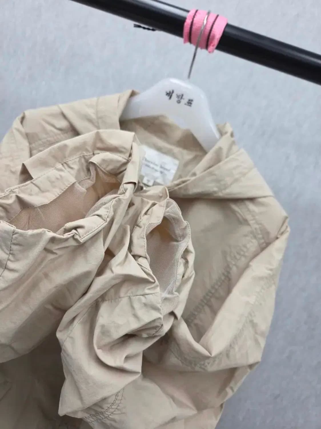 여성 S 써스데이아일랜드 후드 바람막이 상품이미지3