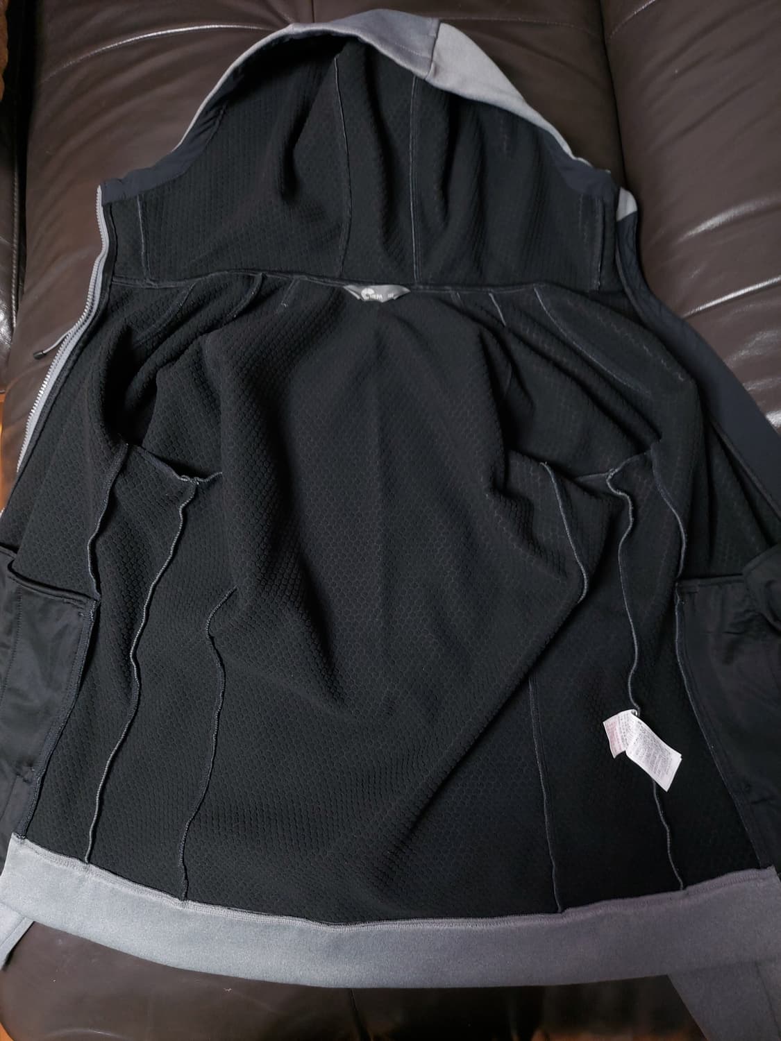 네파 엑티브 약기모 본딩 후드집업상의,바지 한벌(100/32)

 상품이미지5