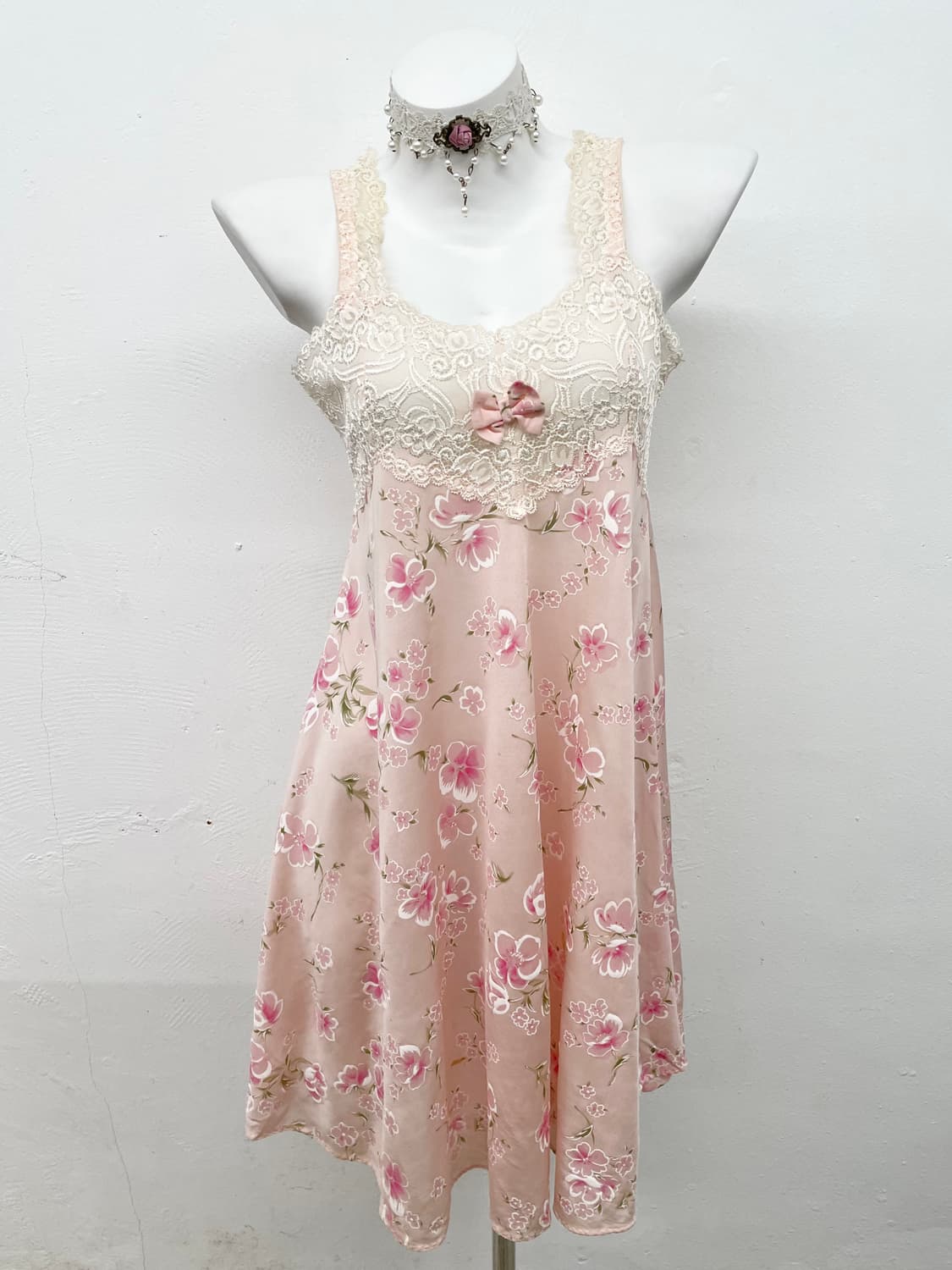 핑크 레이스 플로럴 슬립 상품이미지1