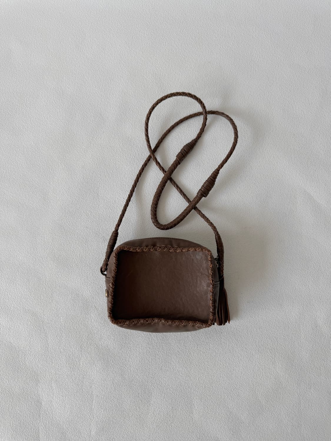 써스데이아일랜드(Thursday Island) 레더 크로스백 상품이미지1