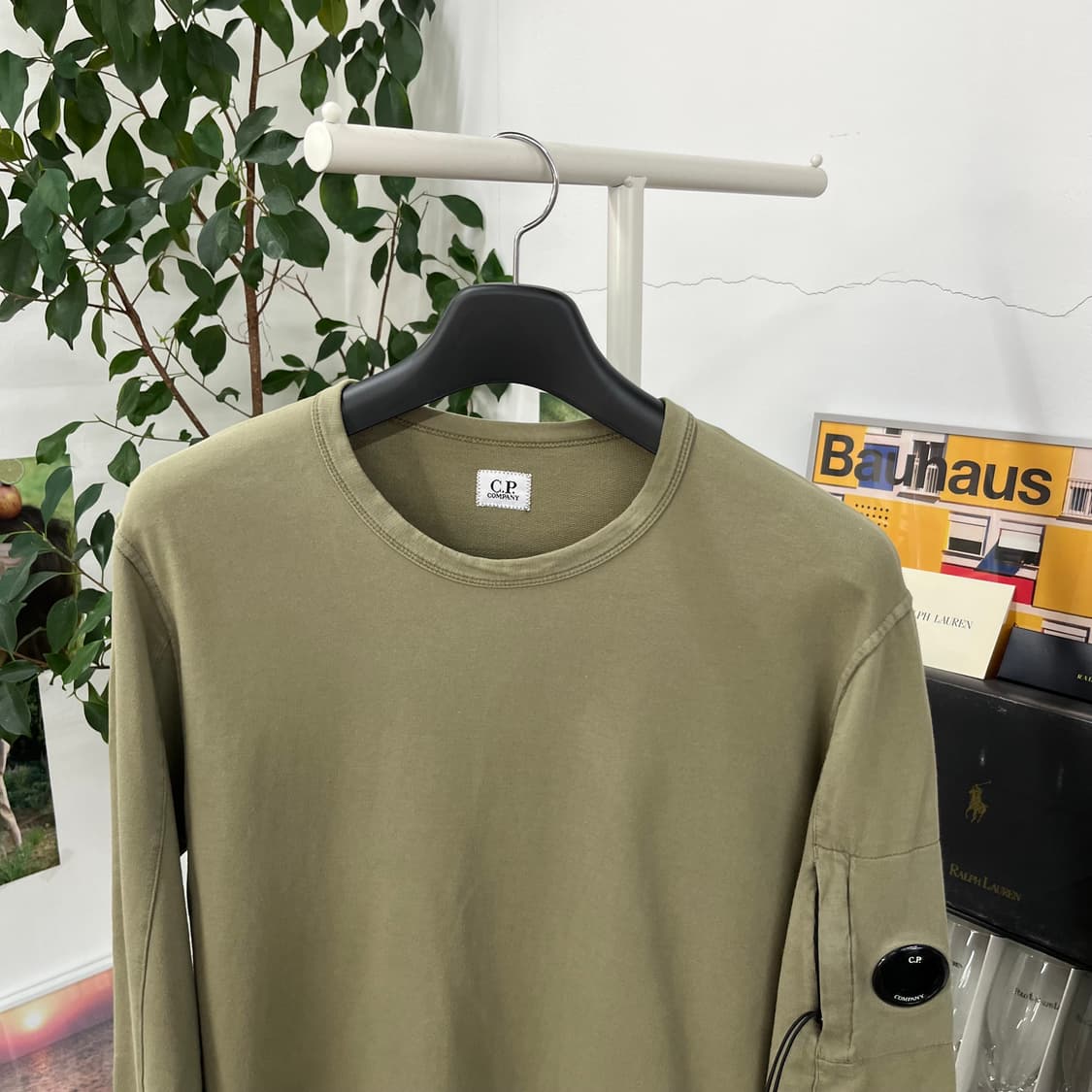 Cp컴퍼니 렌즈와펜 맨투맨 L 상품이미지2