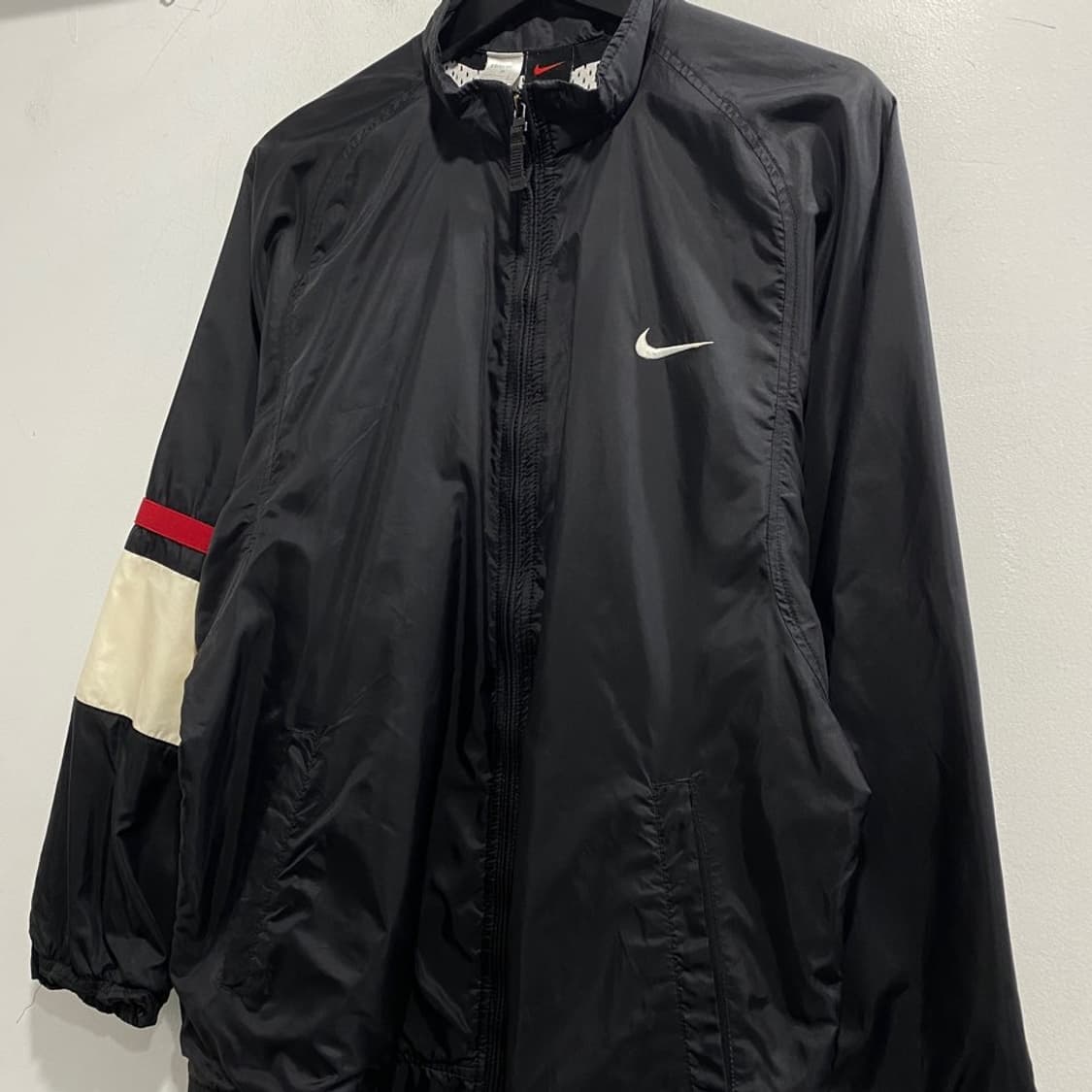 나이키 올드스쿨 바람막이 상품이미지4