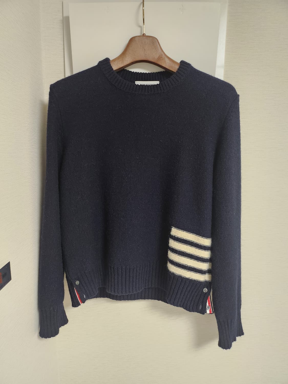 톰브라운 도네갈 모헤어 크롭 사선 니트 네이비 4 (택포함) 상품이미지1