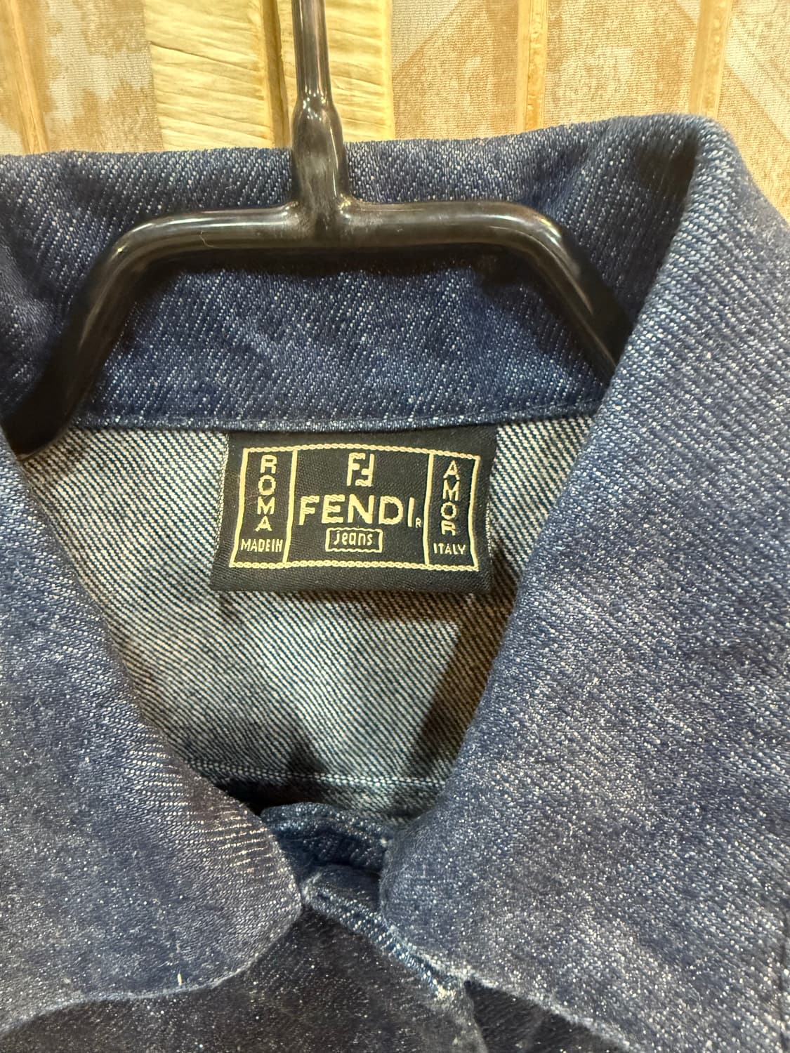 38/44-55 정품 펜디 크롭 데님자켓 팝니다 상품이미지2