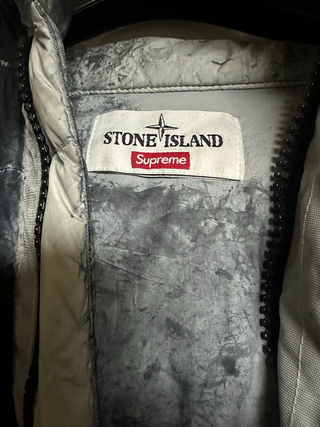 (L) 20FW 슈프림 x 스톤아일랜드 크링클랩스 다운 패딩 블랙 상품이미지3