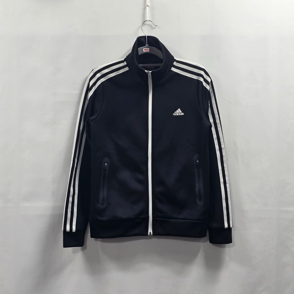 1621 아디다스 우먼 에슬랙틱 트랙탑2 상품이미지1