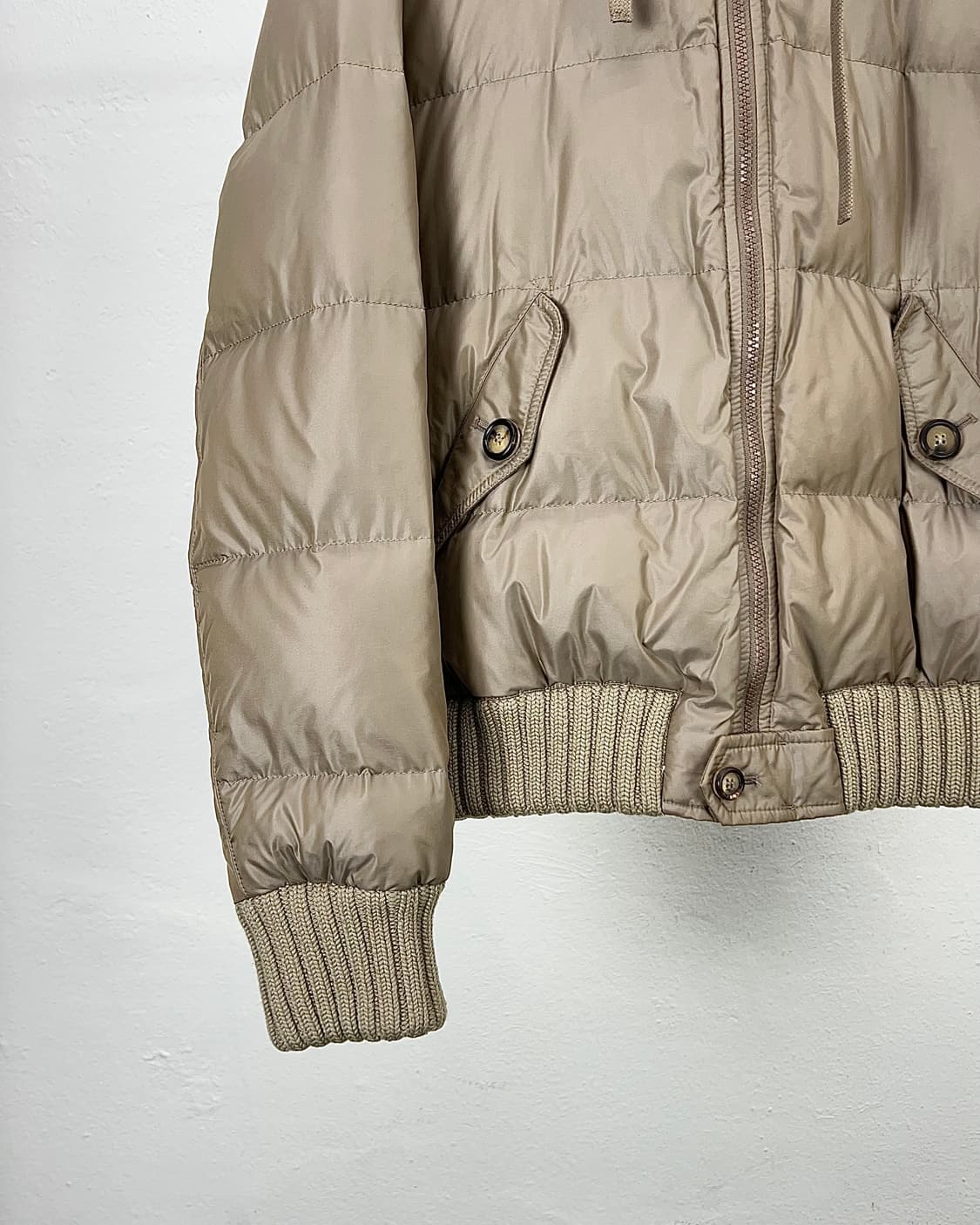 돌체앤가바나 라이트 브라운 더플 넥 하운드 푸퍼 구스 다운 자켓 상품이미지4